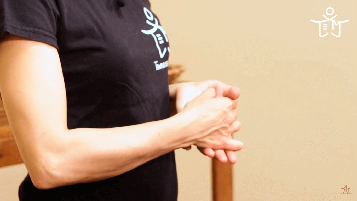 Masaje de manos para la artrosis