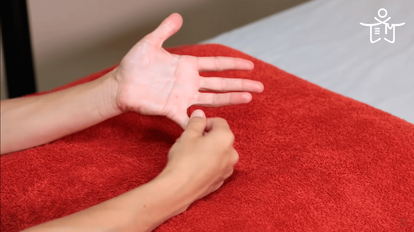 Automasaje para aliviar el dolor de manos