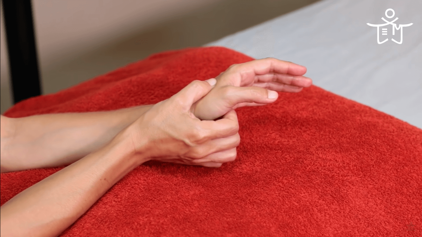 Mejores técnicas de masaje para aliviar el dolor en las manos