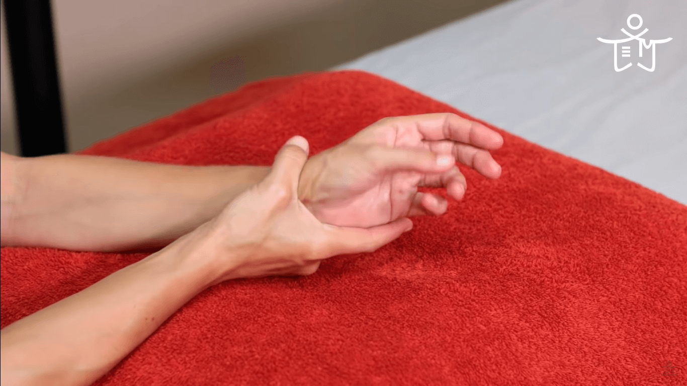 Técnicas de masaje para aliviar el dolor de las manos