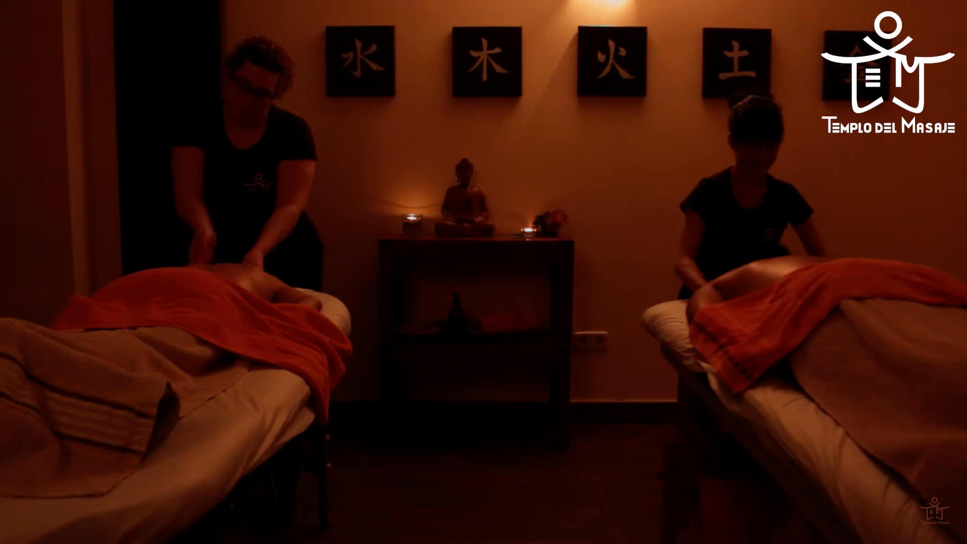 En qué consiste un masaje en pareja